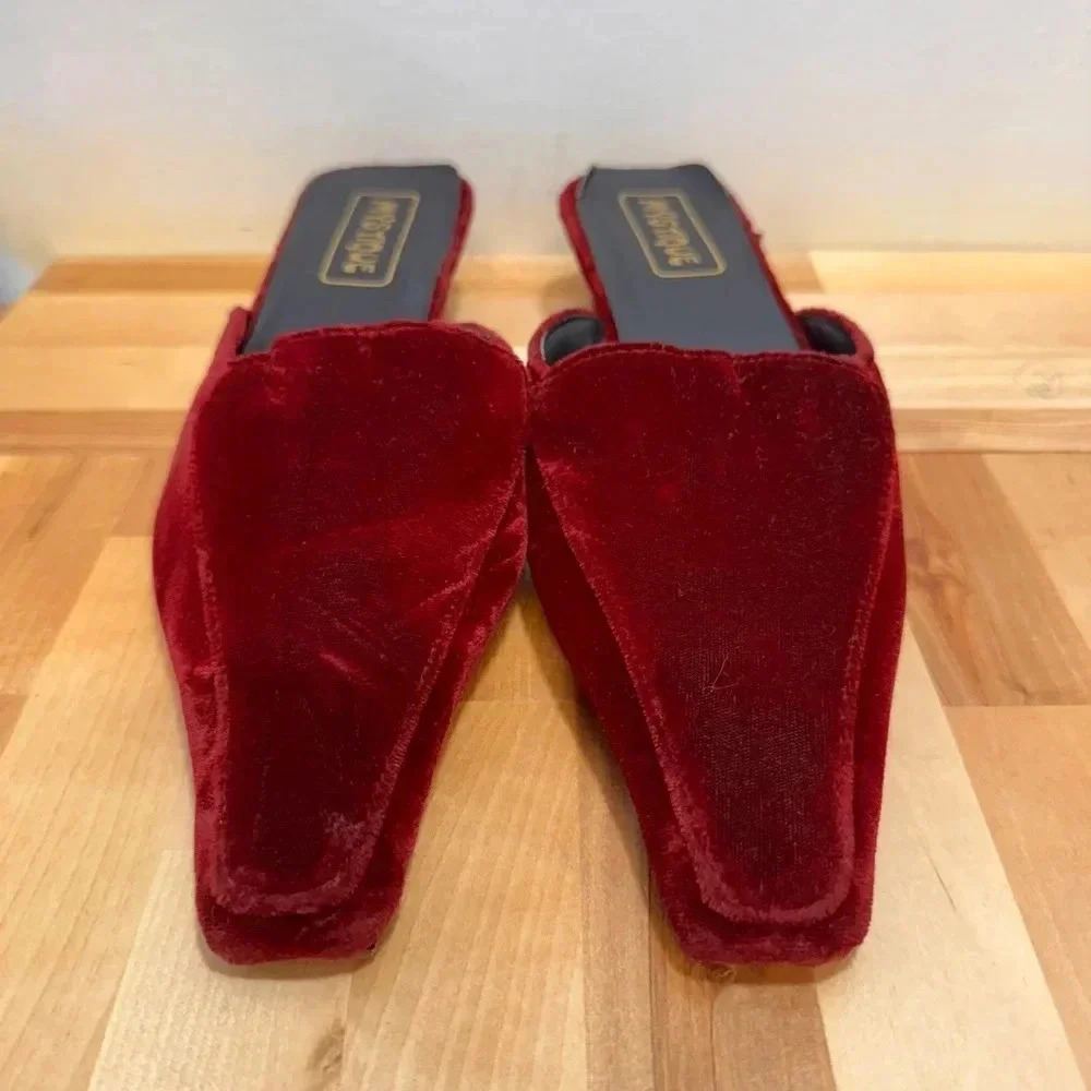 MYSTIQUE BOUTIQUE VELVET SIZE 8 NWOT